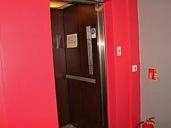 Le Glacier Otel Villeneuve-sur-Lot