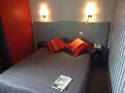 Le Glacier Otel Villeneuve-sur-Lot